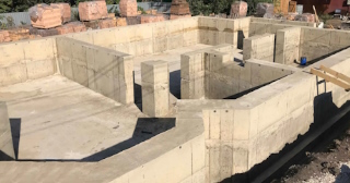 Фундамент с цокольным этажом под ключ заказать в Костомукше - фундамент цокольный этаж под ключ цена от 7349 руб за м2